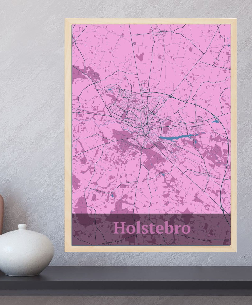 Holstebro Fra Din Hjemegn I plakat i farve og HjemEgn.dk design firkantet. Design bykort for Holstebro Fra Din Hjemegn I
