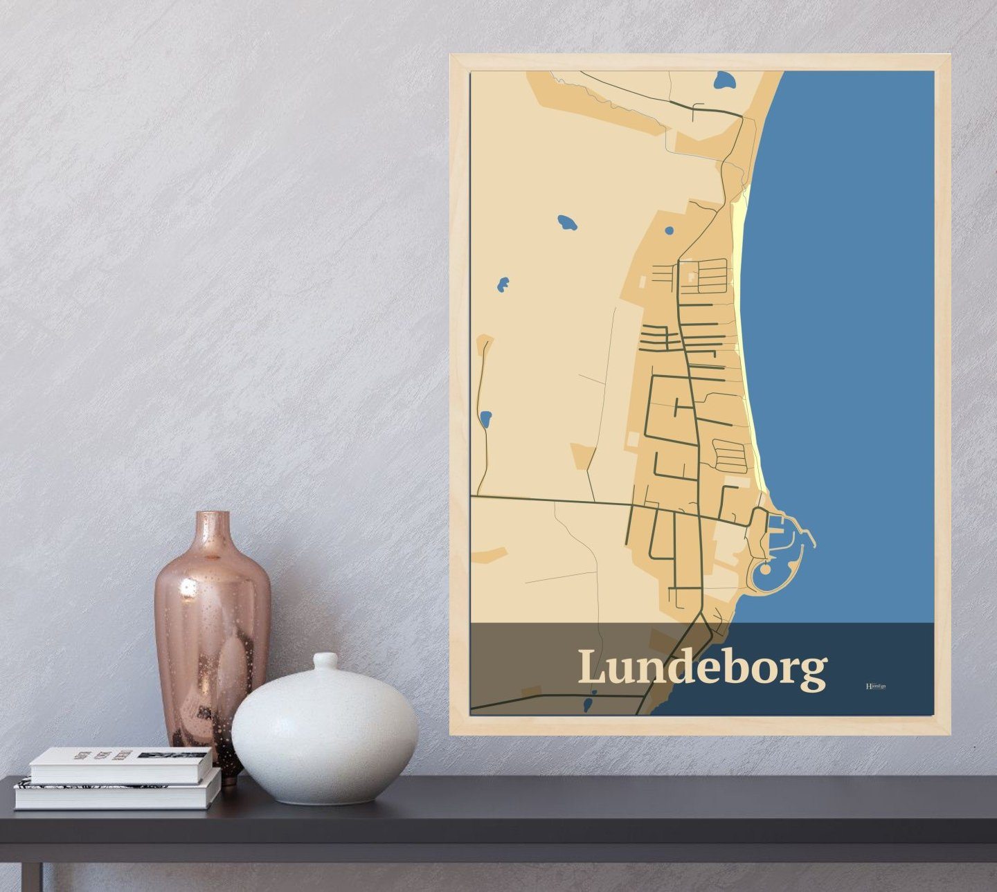Lundeborg plakat i farve og HjemEgn.dk design firkantet. Design bykort for Lundeborg