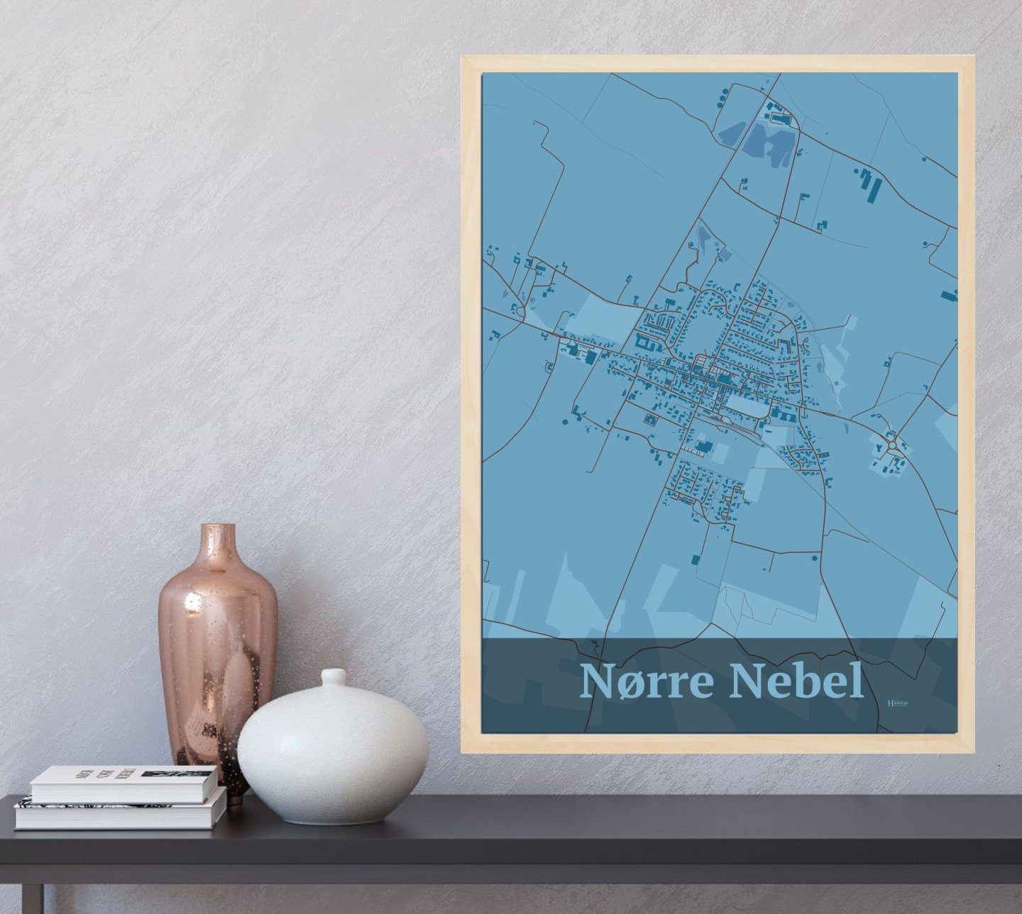 Nørre Nebel plakat i farve og HjemEgn.dk design firkantet. Design bykort for Nørre Nebel
