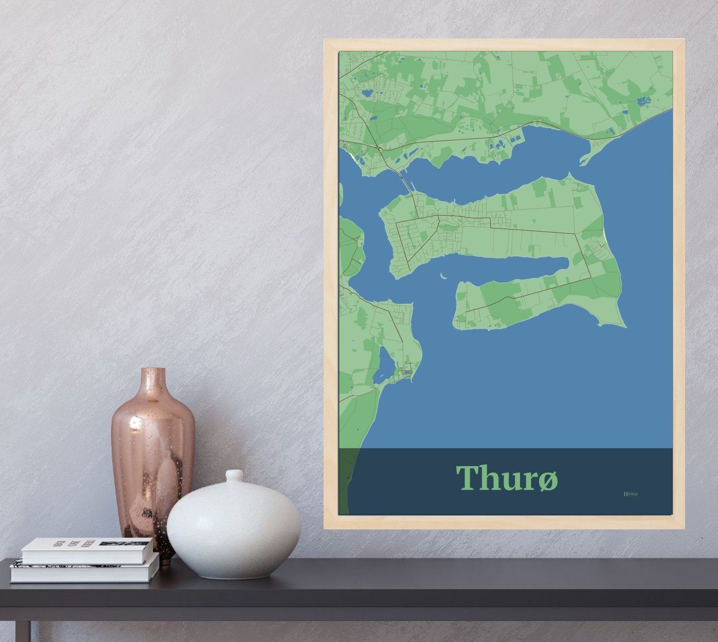 Thurø plakat i farve og HjemEgn.dk design firkantet. Design ø-kort for Thurø