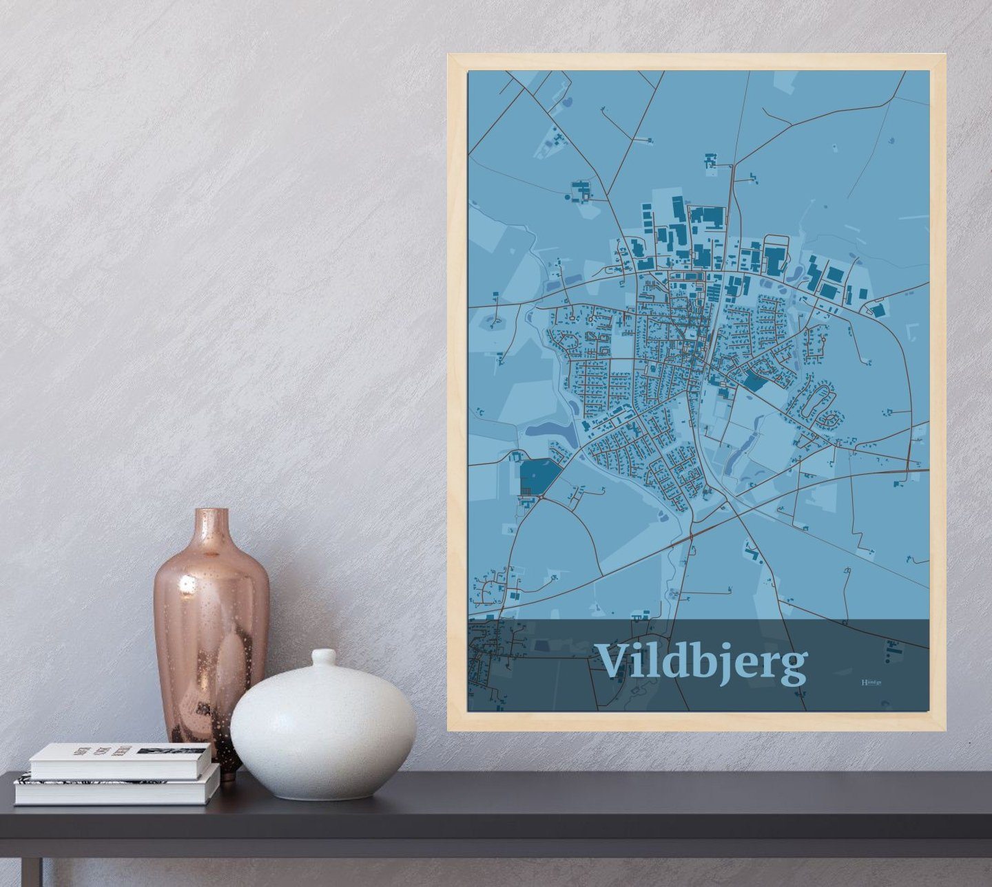 Vildbjerg plakat i farve og HjemEgn.dk design firkantet. Design bykort for Vildbjerg