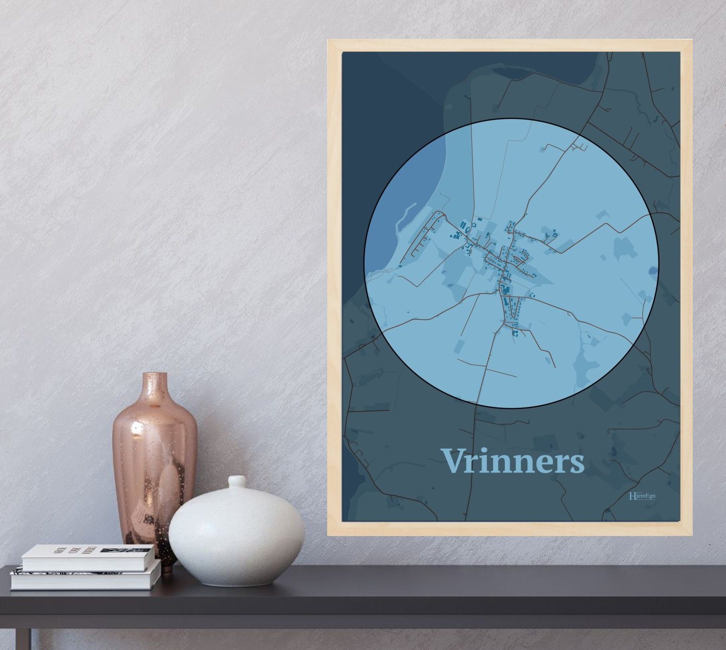 Vrinners plakat i farve og HjemEgn.dk design centrum. Design bykort for Vrinners