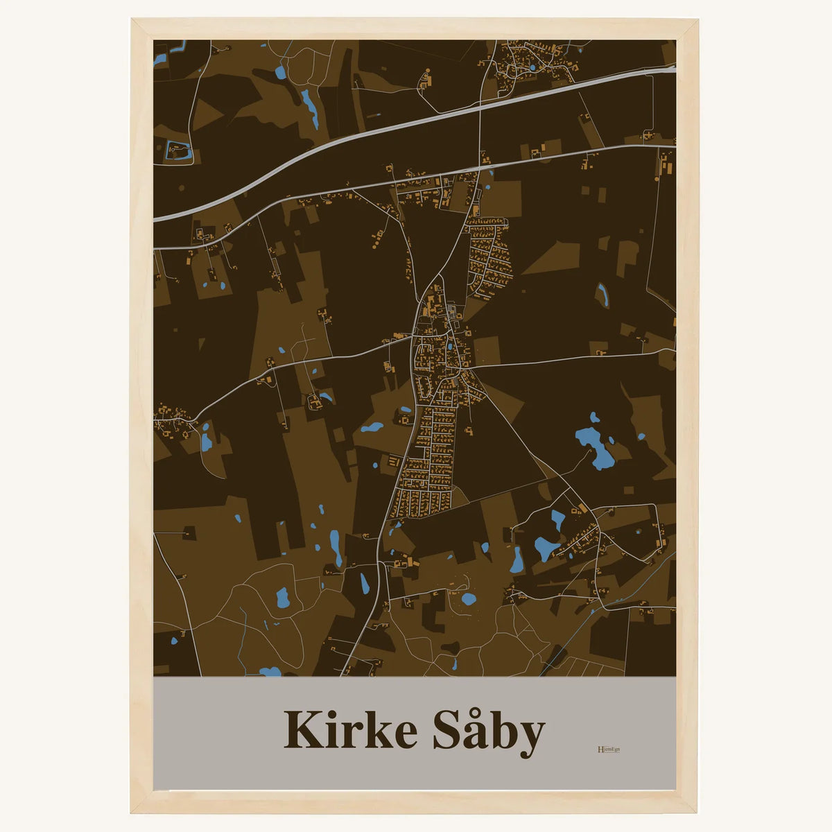 Kirke Såby plakat – Firkantet 2026 – Mørk brun
