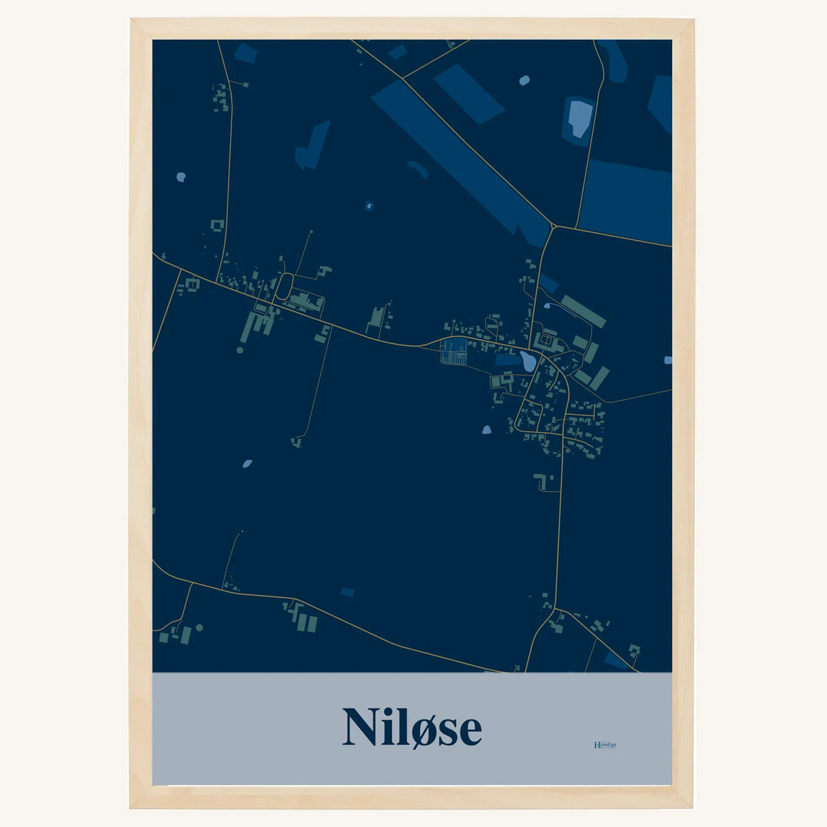Niløse plakat – Firkantet 2026 – Mørk blå