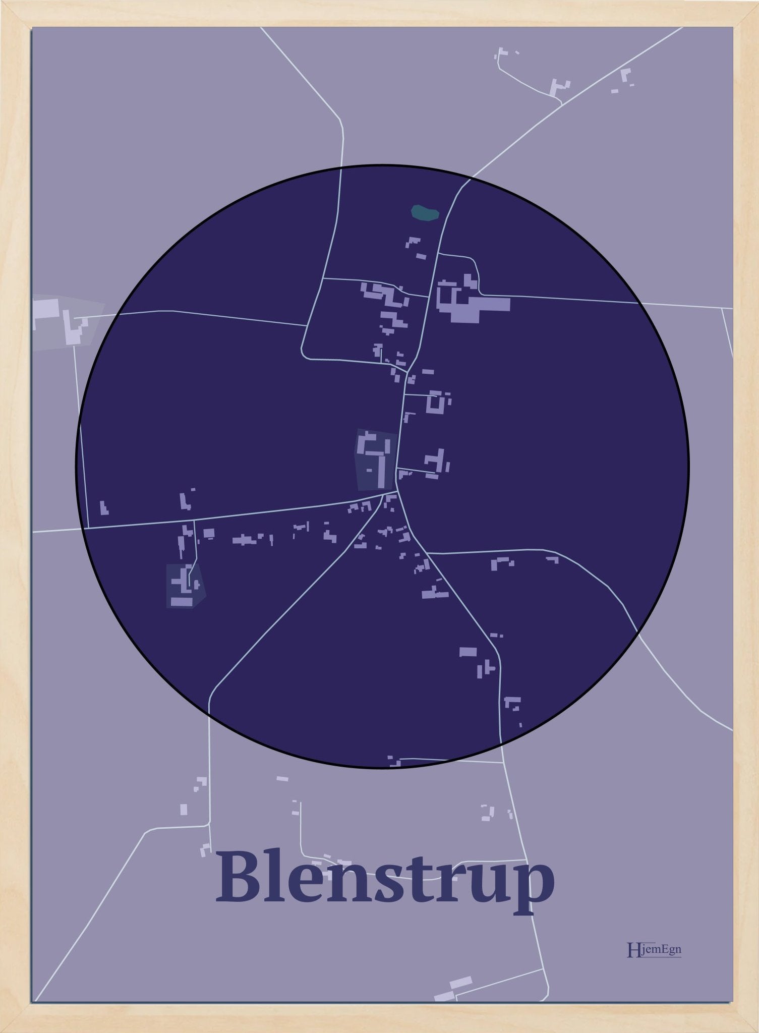 Blenstrup plakat i farve mørk lilla og HjemEgn.dk design centrum. Design bykort for Blenstrup