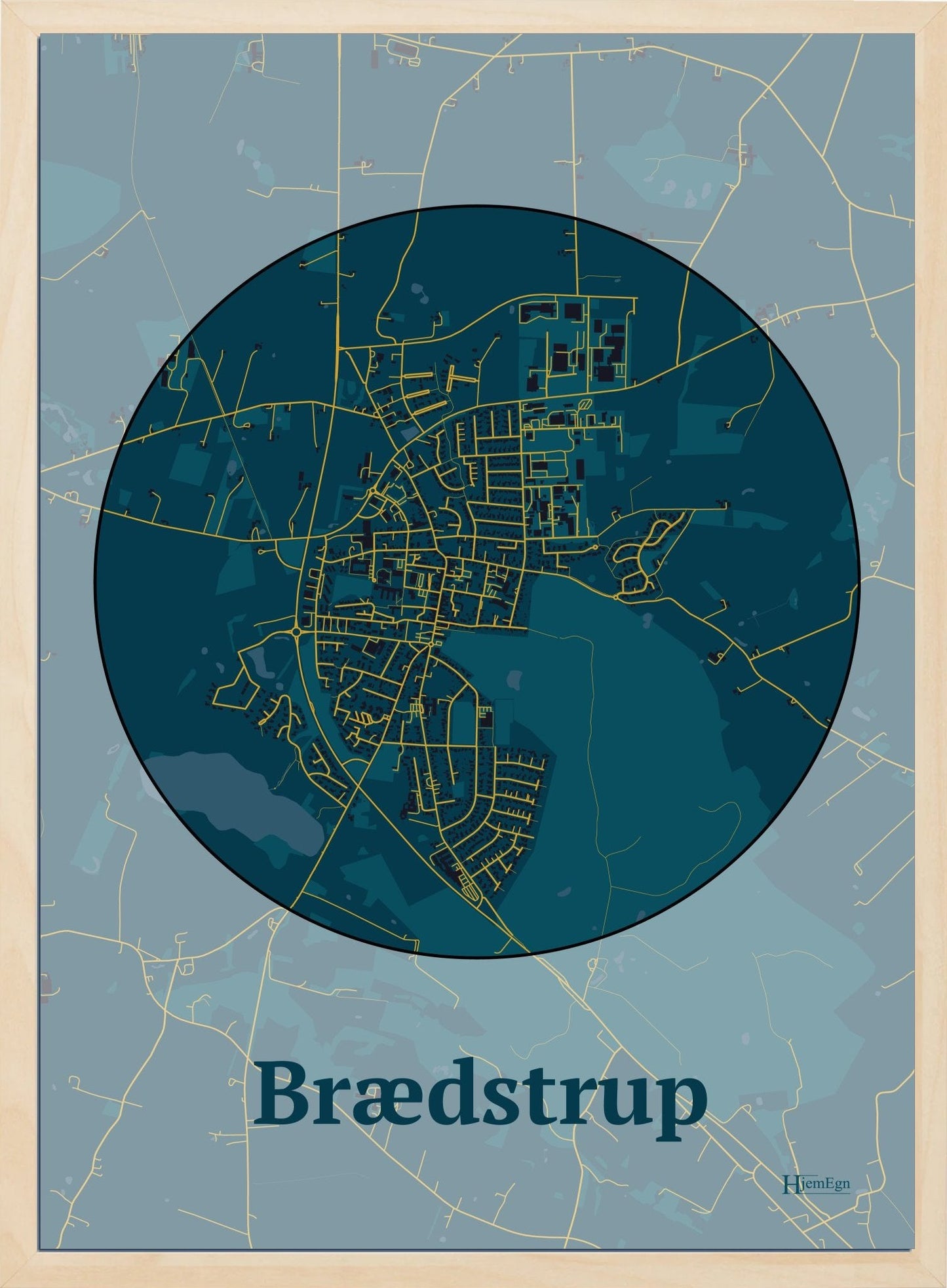 Brædstrup plakat i farve mørk blå og HjemEgn.dk design centrum. Design bykort for Brædstrup