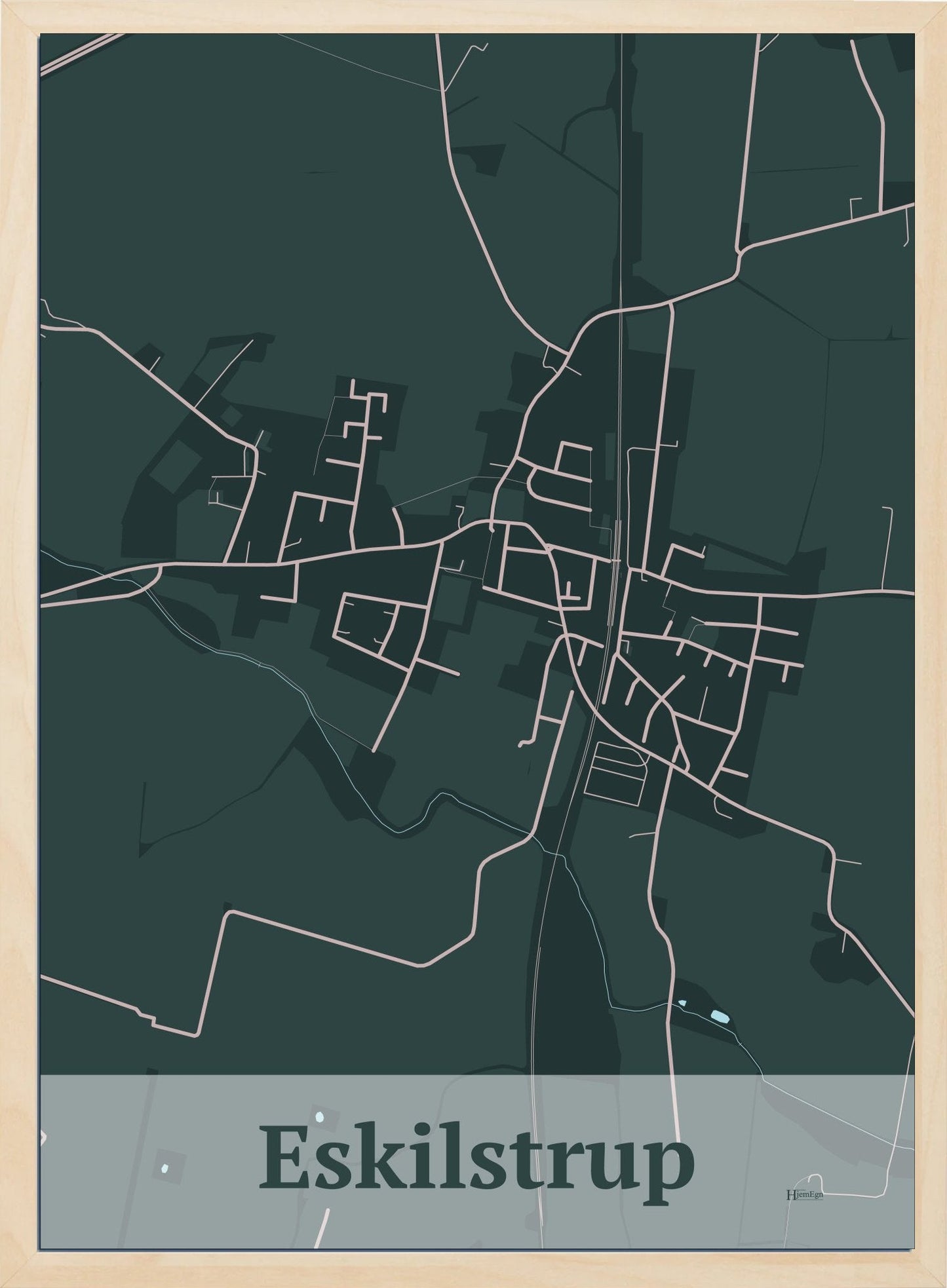 Eskilstrup plakat i farve mørk grøn og HjemEgn.dk design firkantet. Design bykort for Eskilstrup