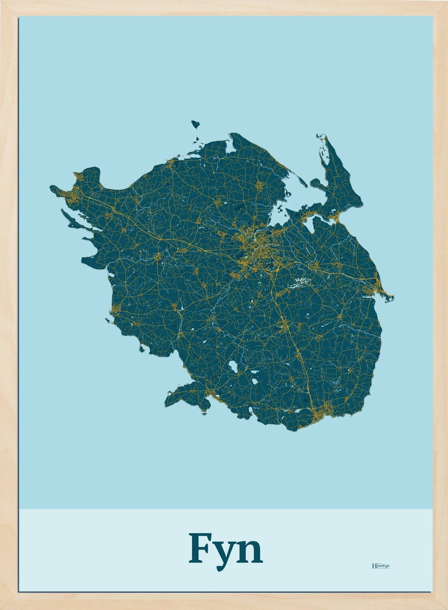 Fyn plakat i farve mørk blå og HjemEgn.dk design firkantet. Design ø-kort for Fyn