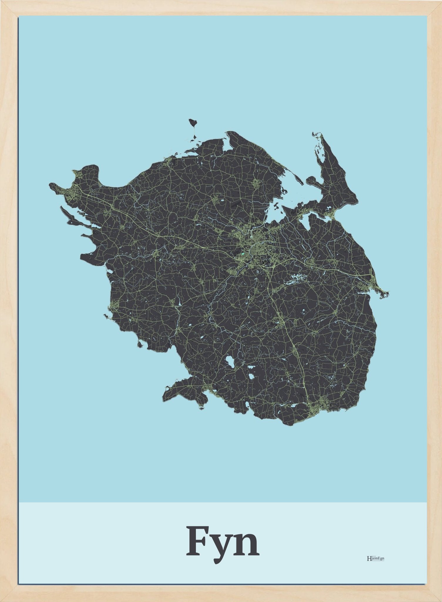 Fyn plakat i farve mørk brun og HjemEgn.dk design firkantet. Design ø-kort for Fyn