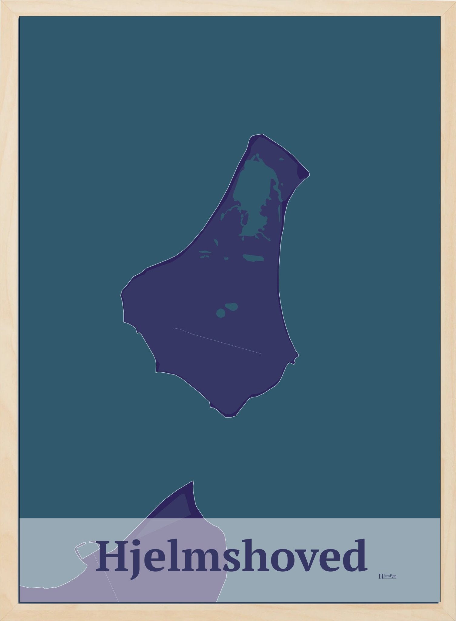 Hjelmshoved plakat i farve mørk lilla og HjemEgn.dk design firkantet. Design ø-kort for Hjelmshoved