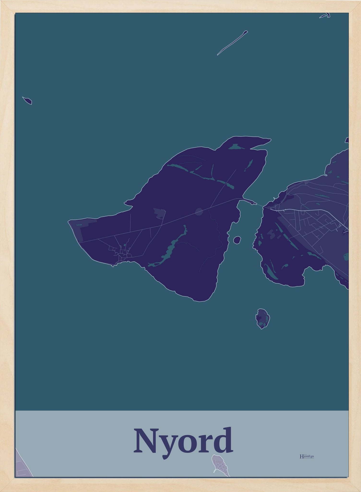 Nyord plakat i farve mørk lilla og HjemEgn.dk design firkantet. Design ø-kort for Nyord