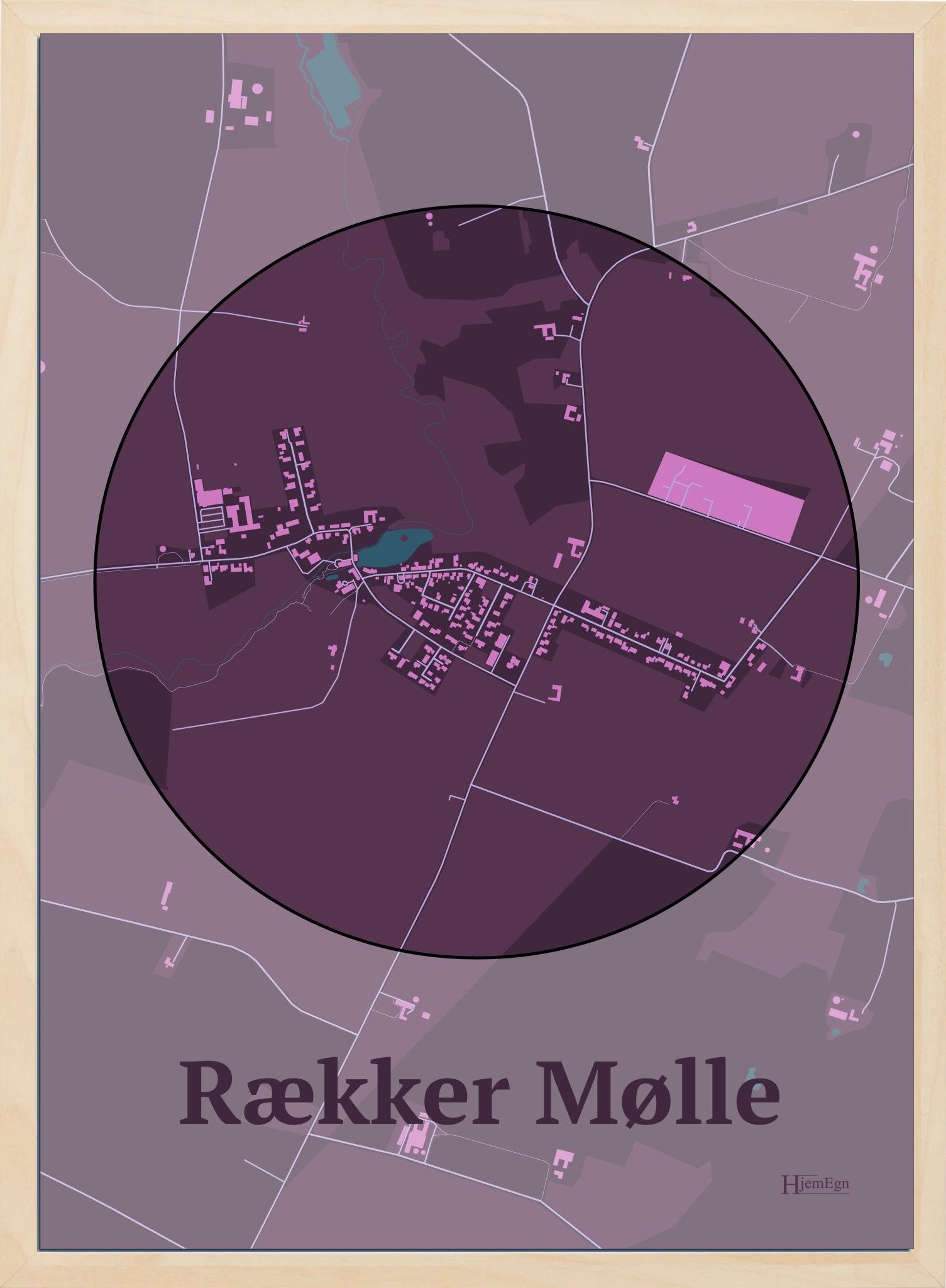 Rækker Mølle plakat i farve mørk rød og HjemEgn.dk design centrum. Design bykort for Rækker Mølle