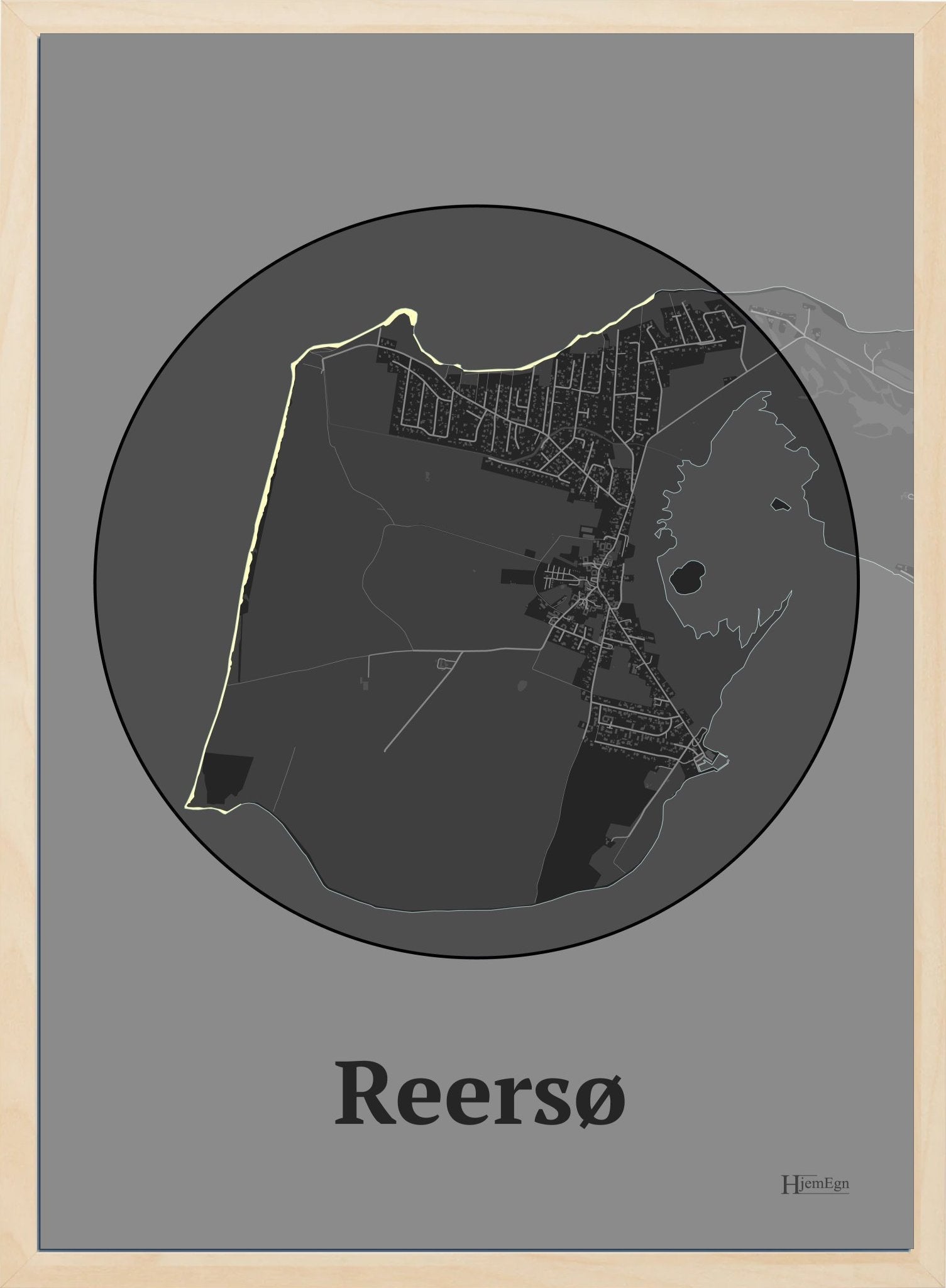 Reersø plakat i farve mørk grå og HjemEgn.dk design centrum. Design bykort for Reersø