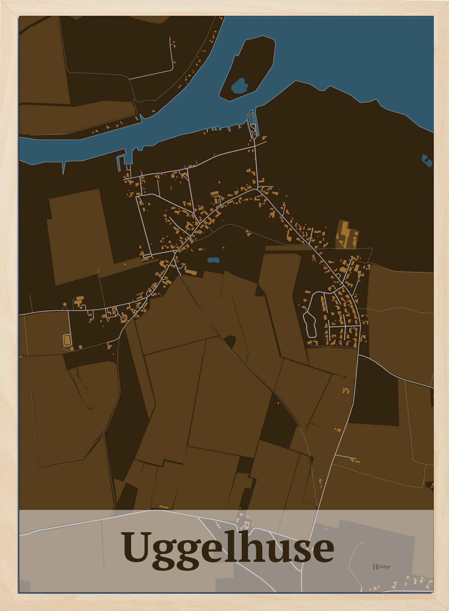 Uggelhuse plakat i farve mørk brun og HjemEgn.dk design firkantet. Design bykort for Uggelhuse