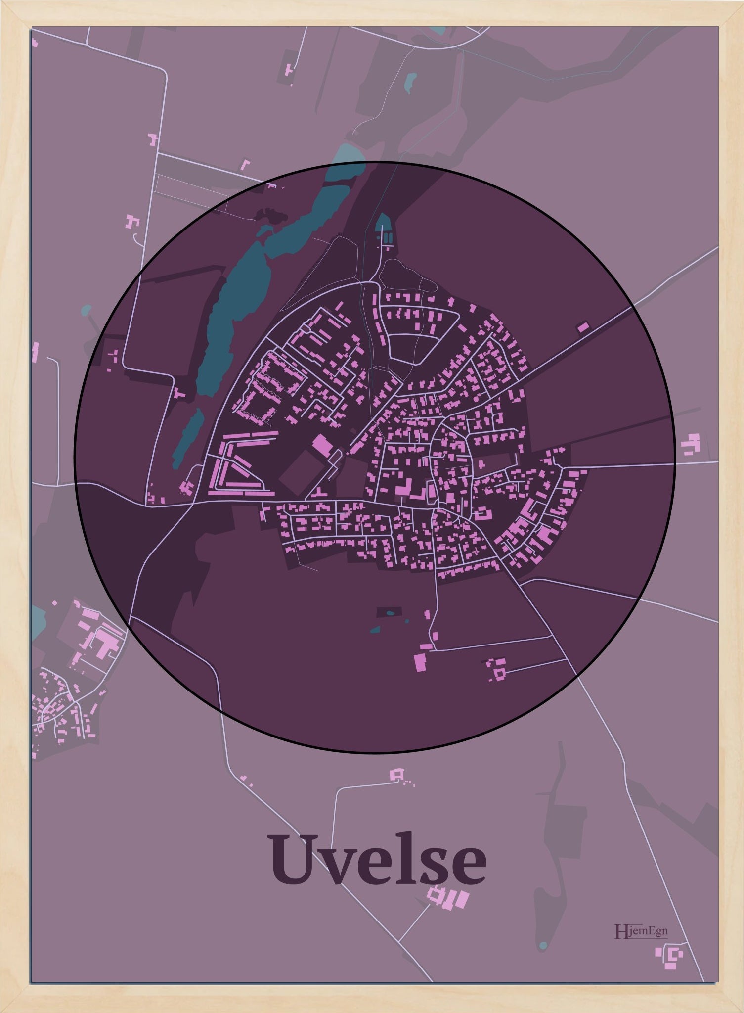 Uvelse plakat i farve mørk rød og HjemEgn.dk design centrum. Design bykort for Uvelse